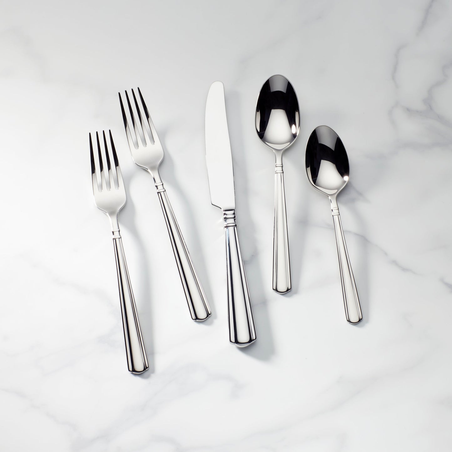 Amber Hill 65-Piece Flatware Set